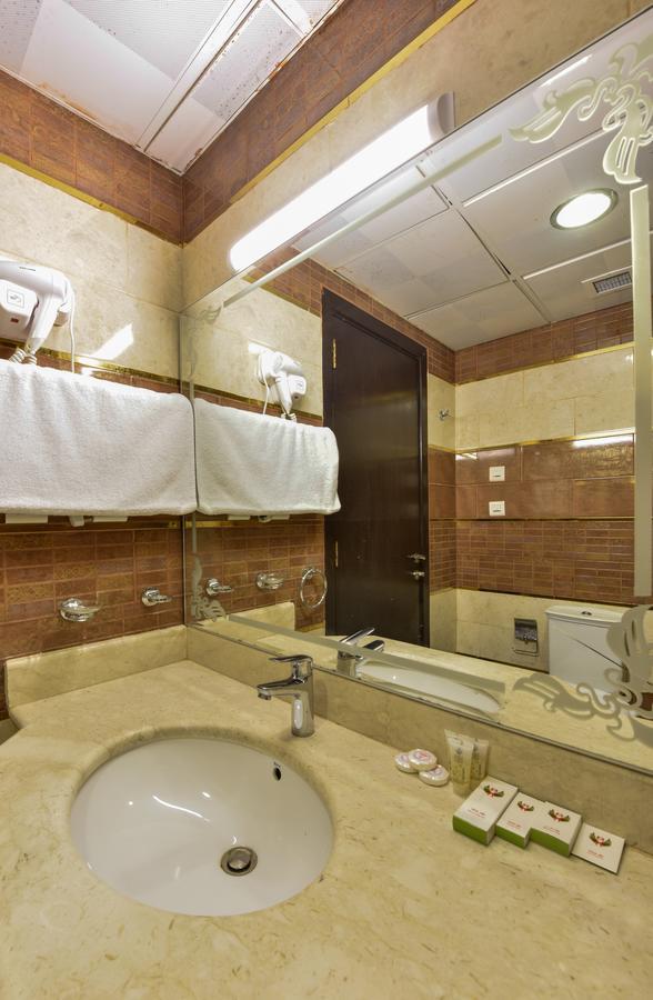 Bader Al Marsa Hotel Medina Exterior photo